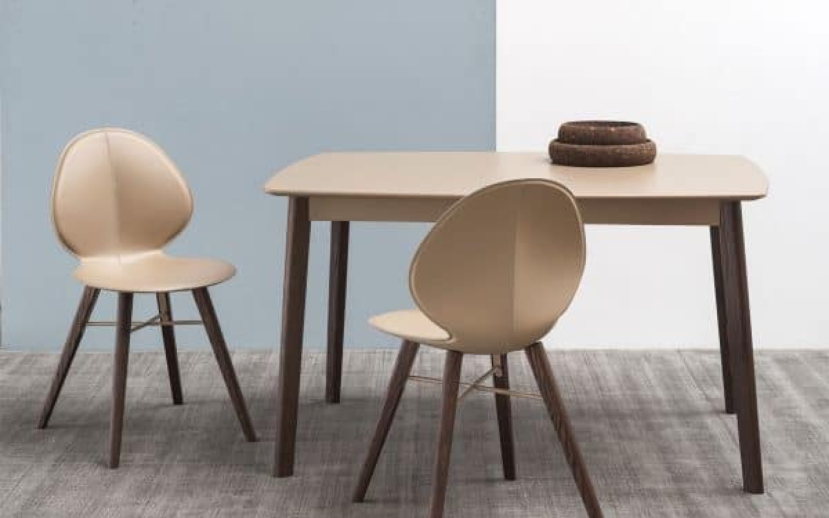 basil-cs1820-lhs-upholstered-dining-chair-with-wood-base-by-calligaris-italy-600x600-4-1.jpg