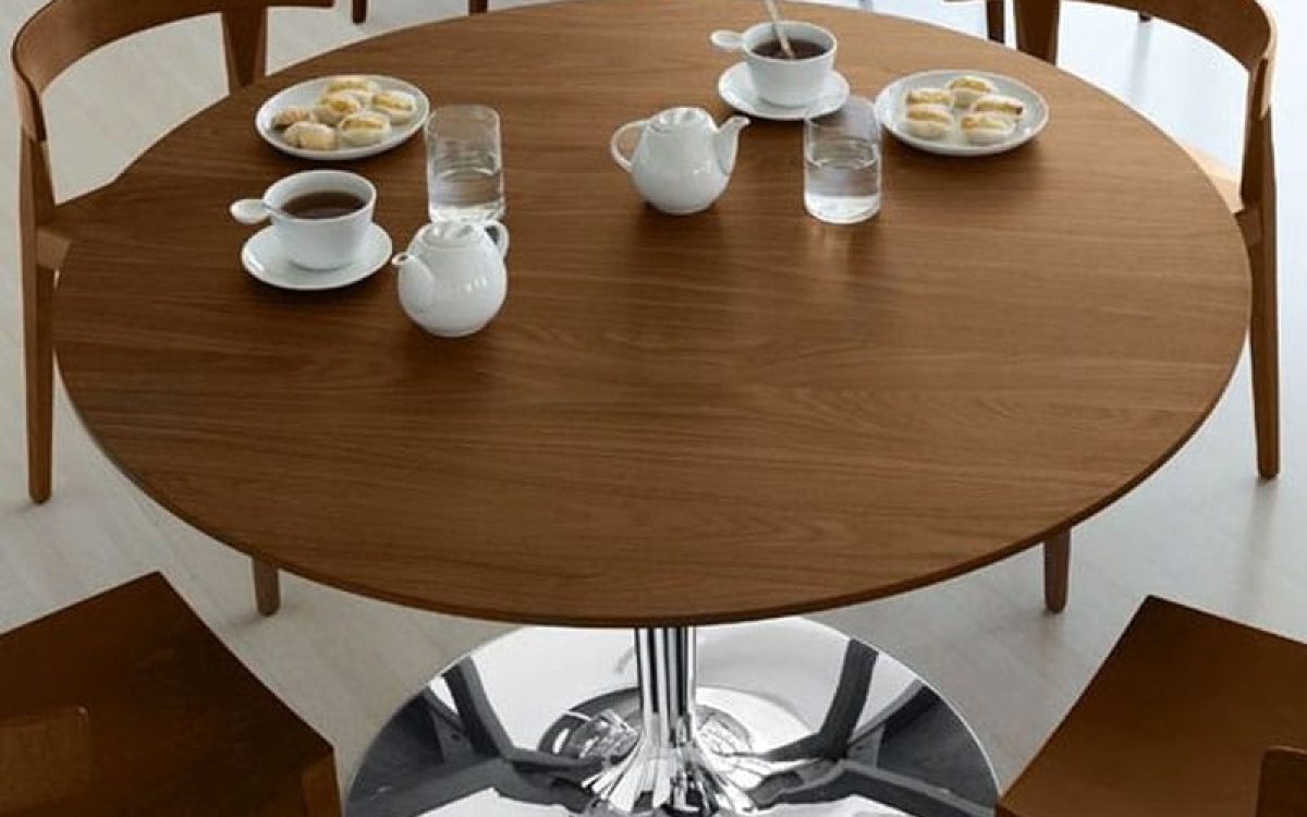 planet-table-in-wood-by-calligaris-3-1.jpg